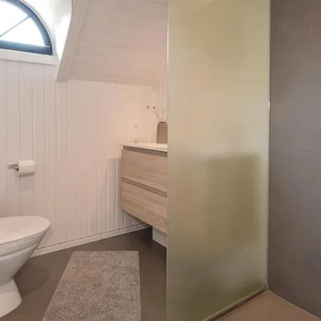 בית נופש Four-bedroom Holiday In *
